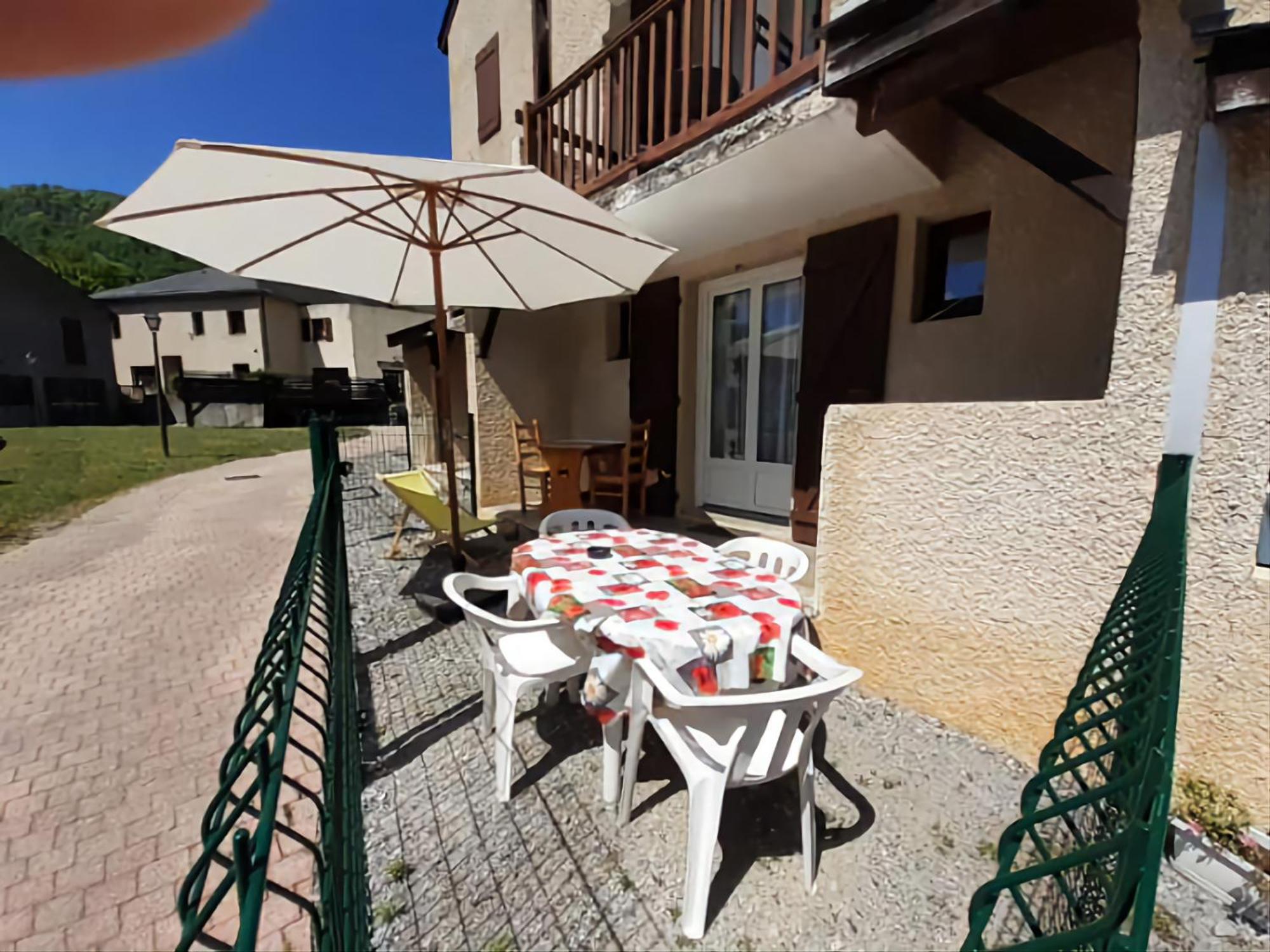 Escapade Montagne En Famille, Appartement Cosy Avec Piscine Couverte Bielle Екстер'єр фото